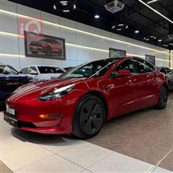 تسلا موديل 3